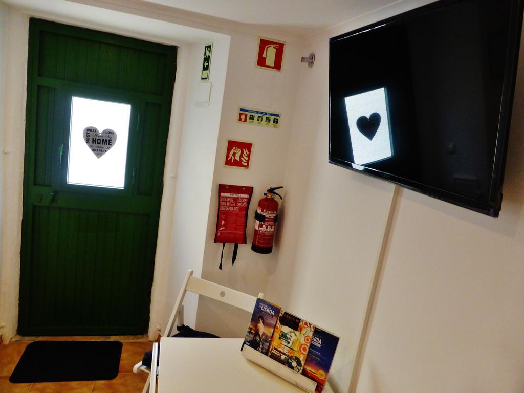 Apartamento Embaixador Mateus Lisbon Room photo